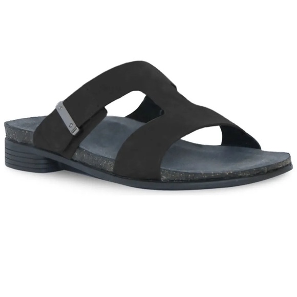 Munro Shoes - Munro Jody Sandal Size 11M New